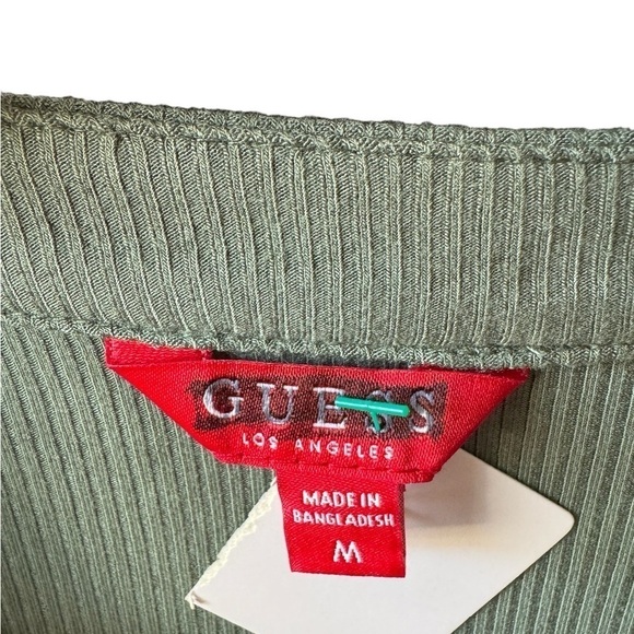 Guess long sleeve top pastel green with gold detail brand new size M - Picture 3 of 5